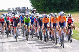 Picture by Zac Williams/SWpix.com - 04/08/2024 - Paris 2024 Olympic Games - Cycling Road - Trocadero-Trocadero (158.0km) - Paris, France - Womenâ€™s Road Race - Ellen van Dijk (Netherlands) leads the peloton, Anna Henderson (Great Britain), Pfeiffer Georgi (Great Britain)