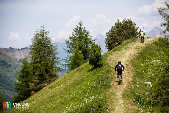Riders during stage 4 in Valloire