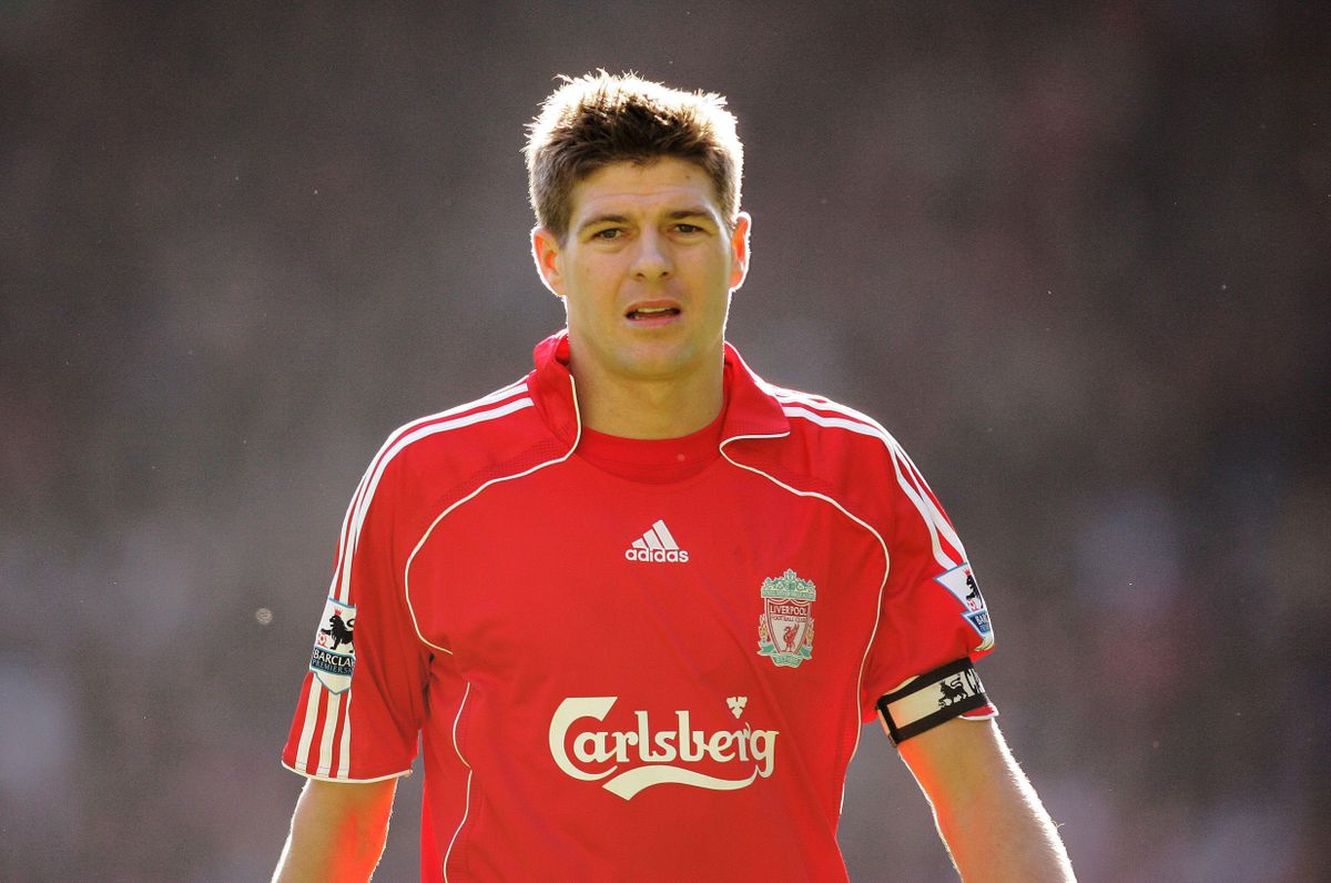 Steven Gerrard in action for Liverpool in 2007
