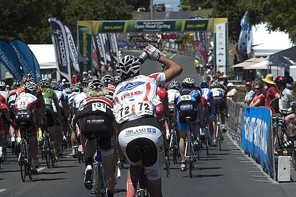 Giuseppe Cirella from Queensland cools down in the home straight where temperatures reached near forty degrees.