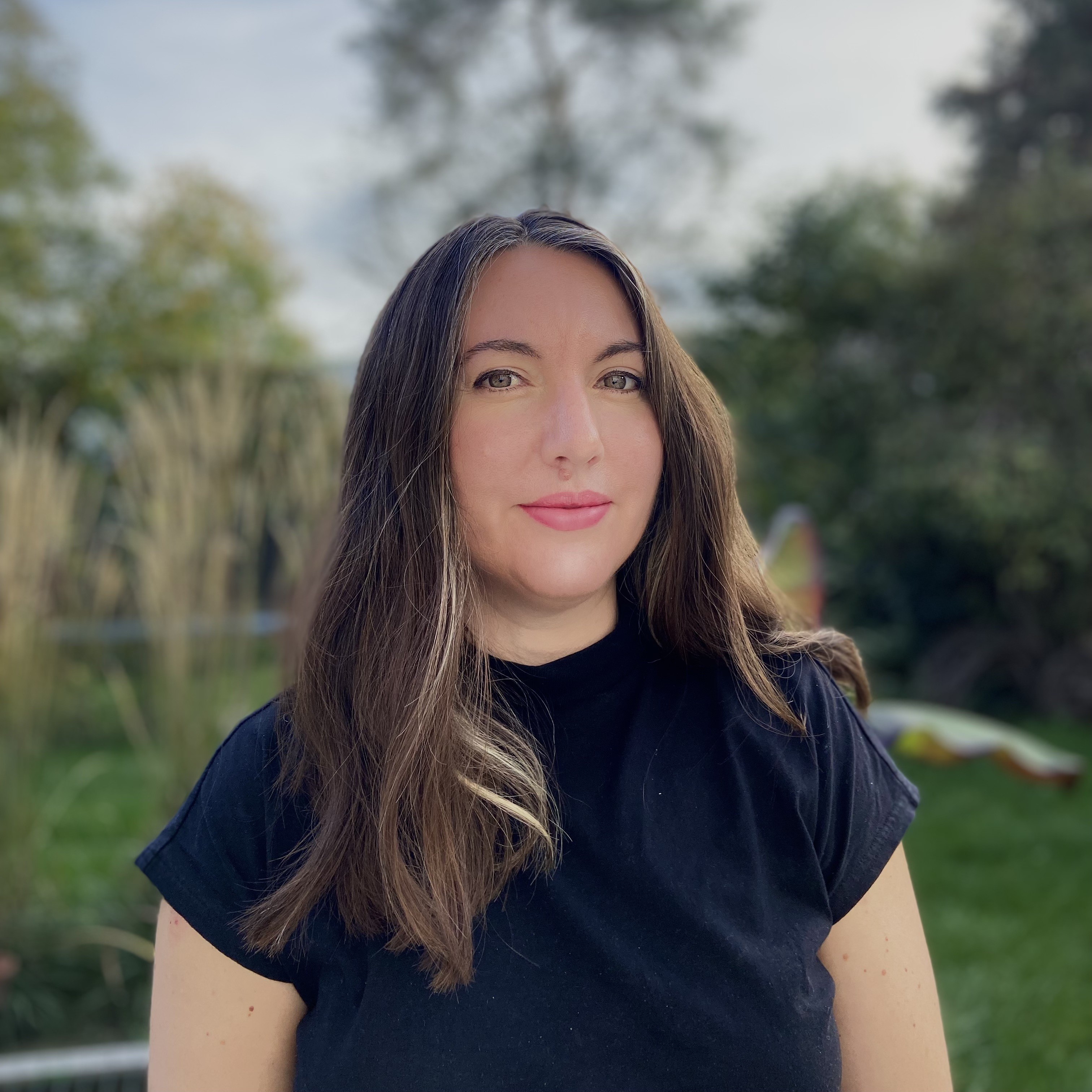 An image of Melanie-Hick in a backyard 