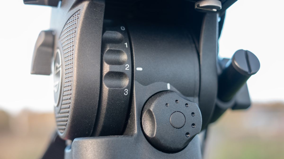 The Sachtler Ace M MS Mk II video tripod