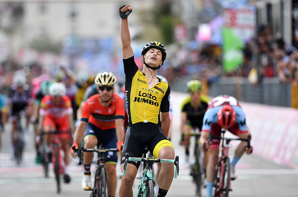 Enrico Battaglin (LottoNL-Jumbo) wins stage 5 at the Giro d'Italia