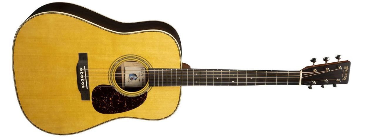 Martin Billy Strings D-28