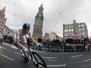 Bradley Wiggins (Team Sky) wasn't going to waste any time in the corners