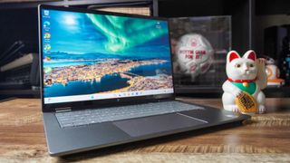 HP OmniBook X Flip 14