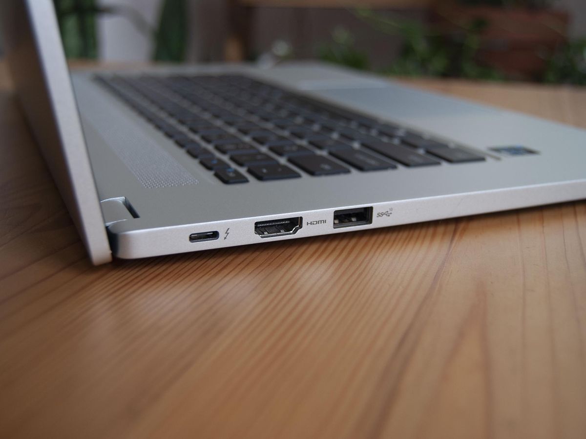 Xpg Xenia Xe Review