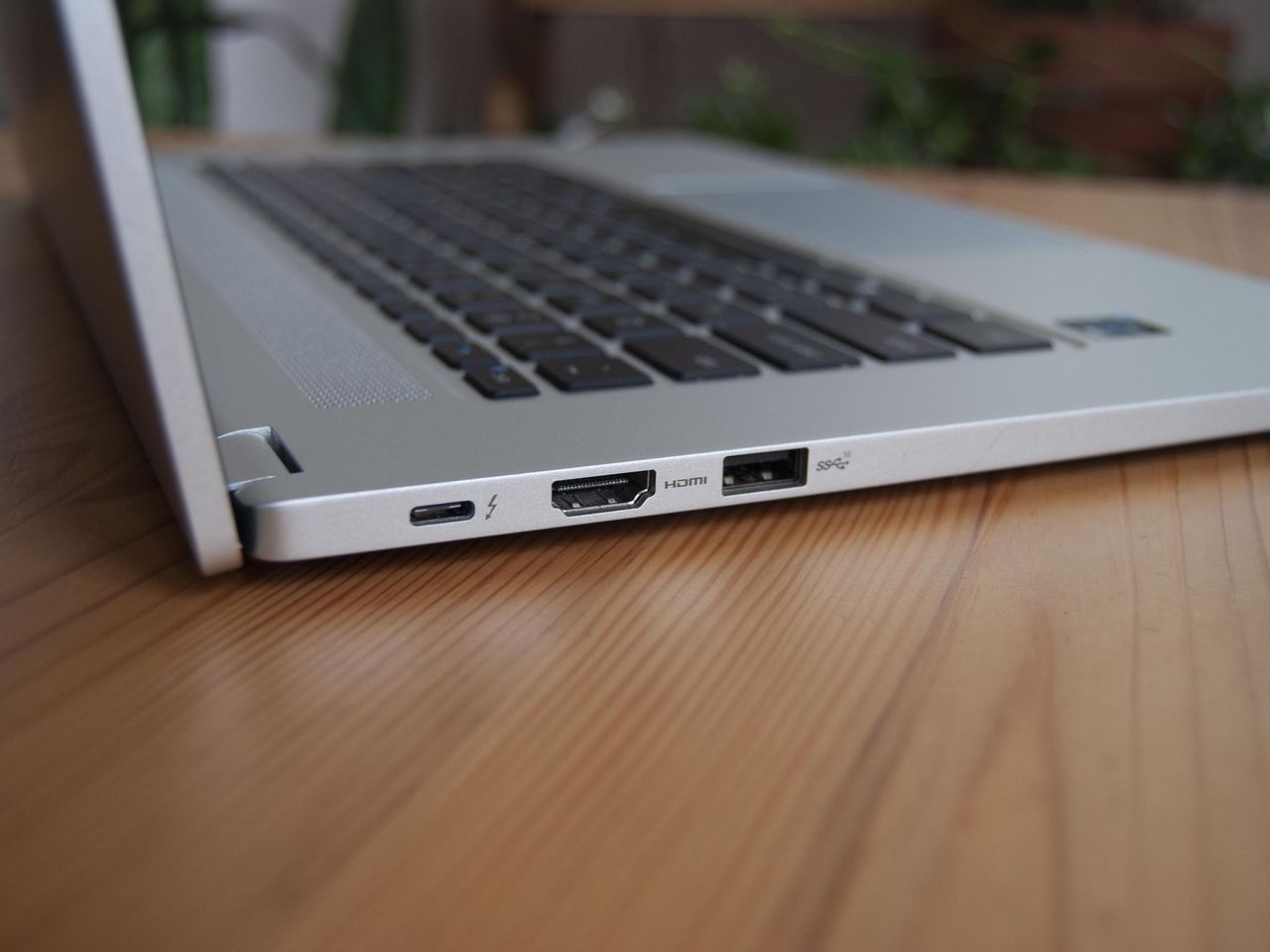 Xpg Xenia Xe Review