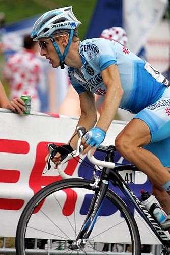 Levi Leipheimer (Gerolsteiner) rode hard but lost more time today.