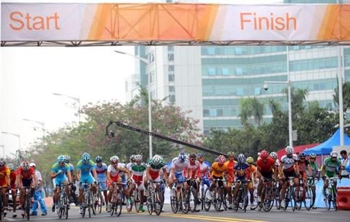 The 180km men's road race is underway.