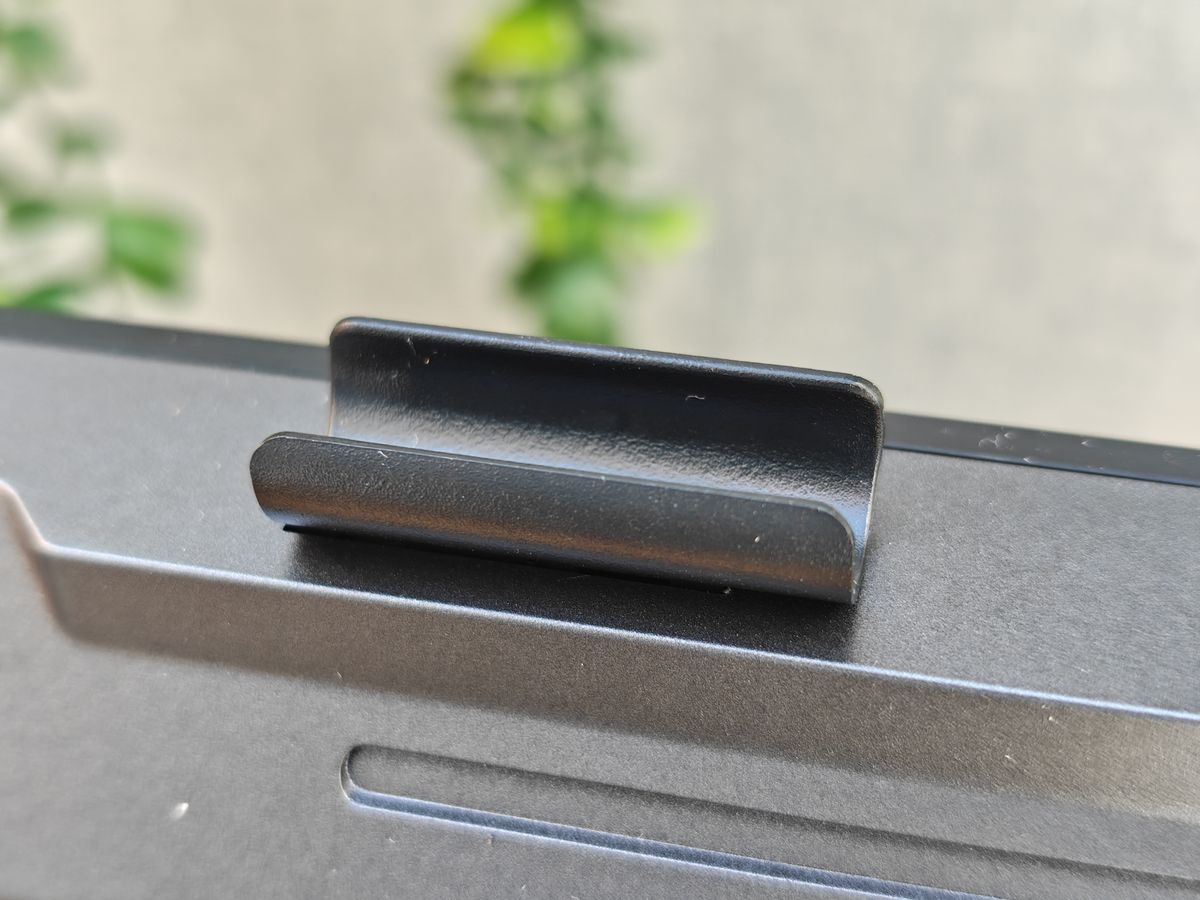 XPPen Artist Pro 27 Gen 2 review; photos of a large drawing tablet