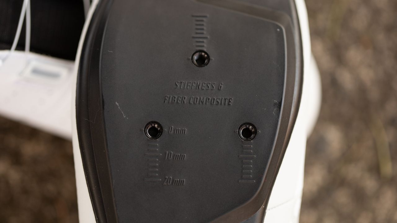 Fizik Artica GTX Tempo cleat mounting holes