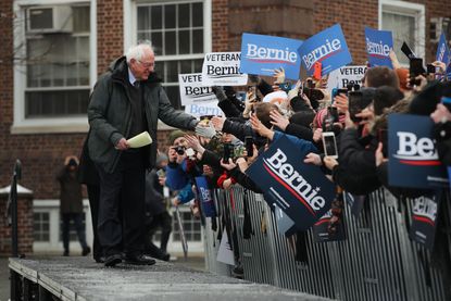 Bernie Sanders campaigns for president