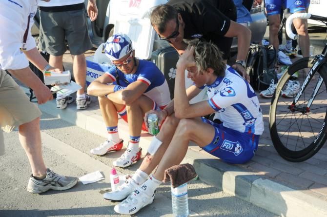 The FDJ riders cool off after the Tour of Qatar stage