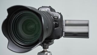 Canon EOS R6 discount on amazon prime day