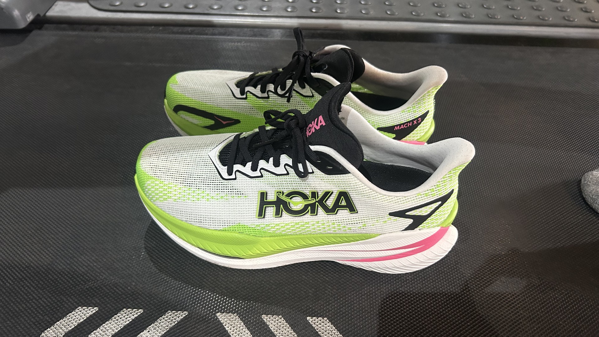 Hoka Mach X3