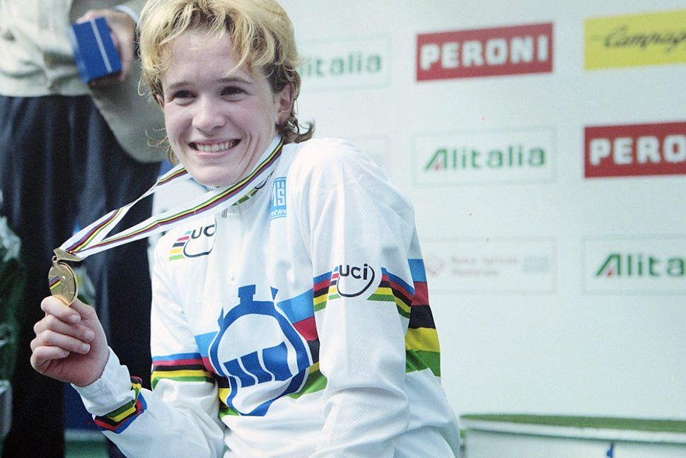 Genevieve Jeanson on the junior women's road race world title in 1999