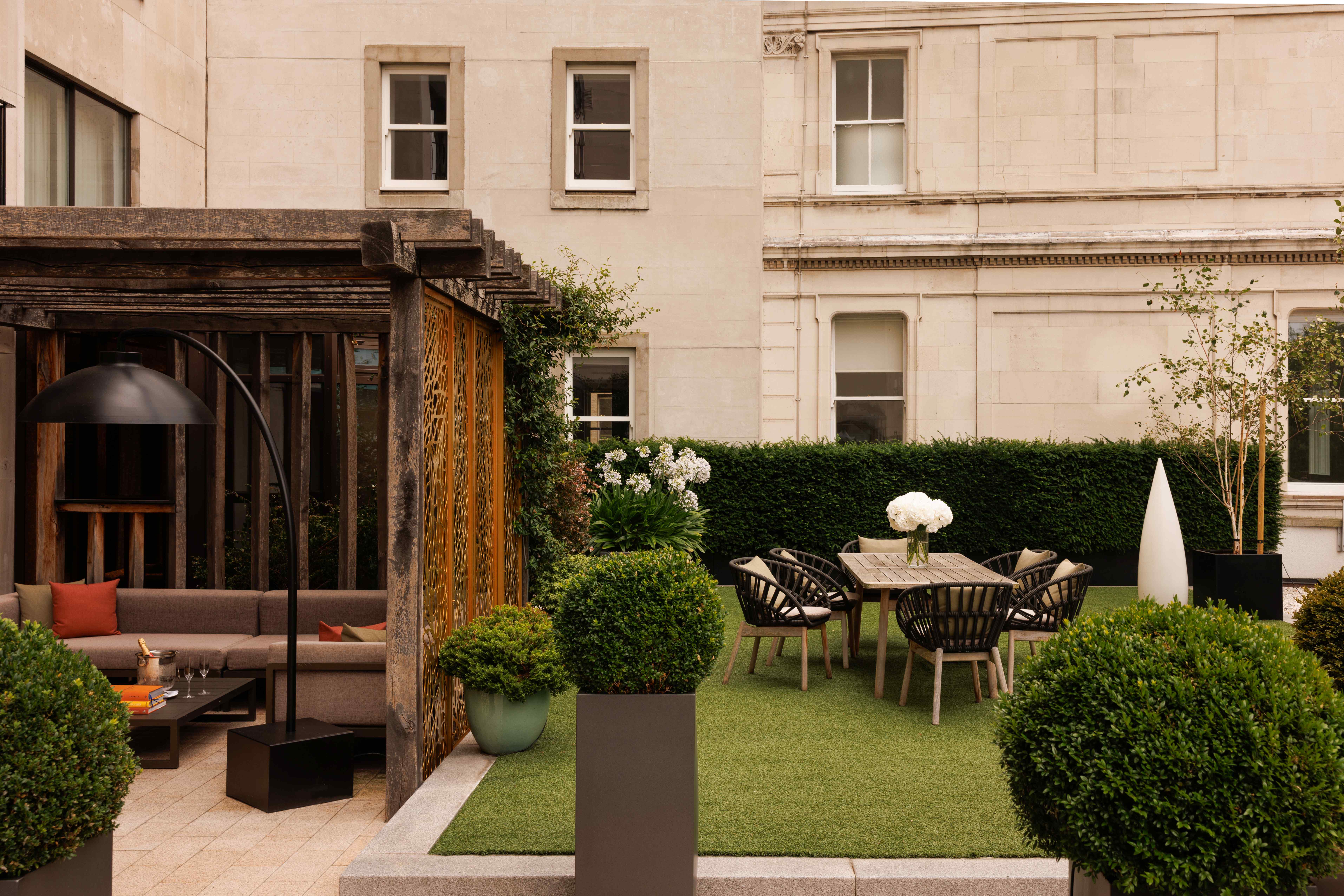 Four Seasons Hotel London at Park Lane