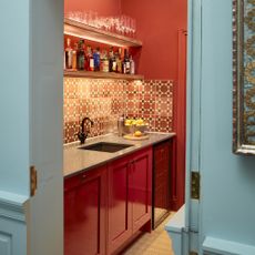 Yellow London bantry