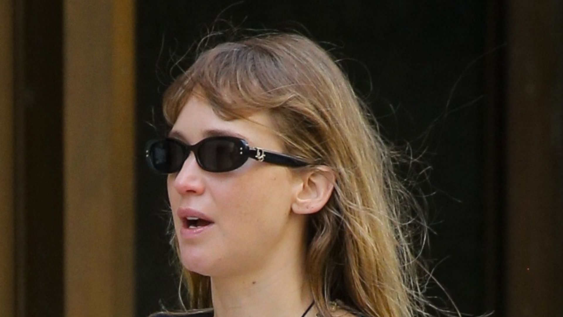 Jennifer Lawrence wearing Archies Arch Support Flip Flops on 02 October, 2026