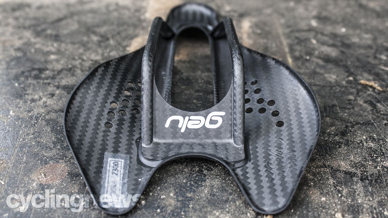 Gelu K-3 Carbon saddle