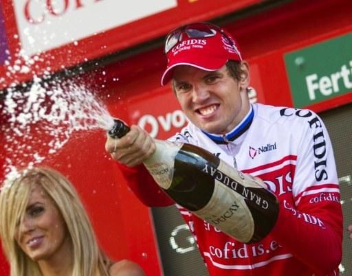 Rein Taaramae (Cofidis) celebrates his first-ever Grand Tour stage win.
