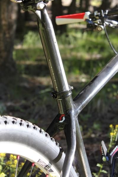 The new Scale, in both 26in and 29in, will only use a standard seat post, the integrated mast of the old RC is gone.