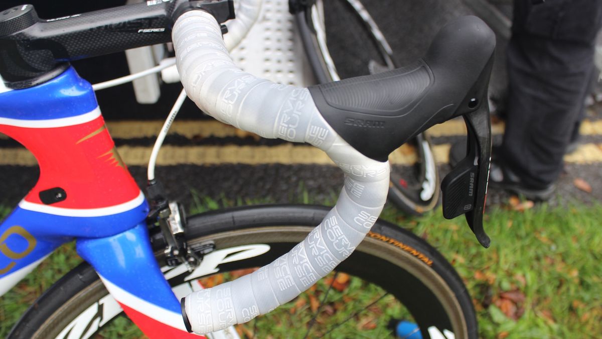 SRAm Red eTap shifter