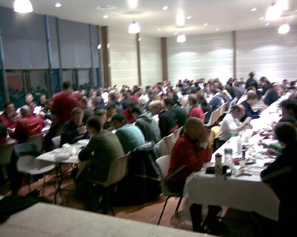 The dinner scene at Gran Traversee du Limousin.