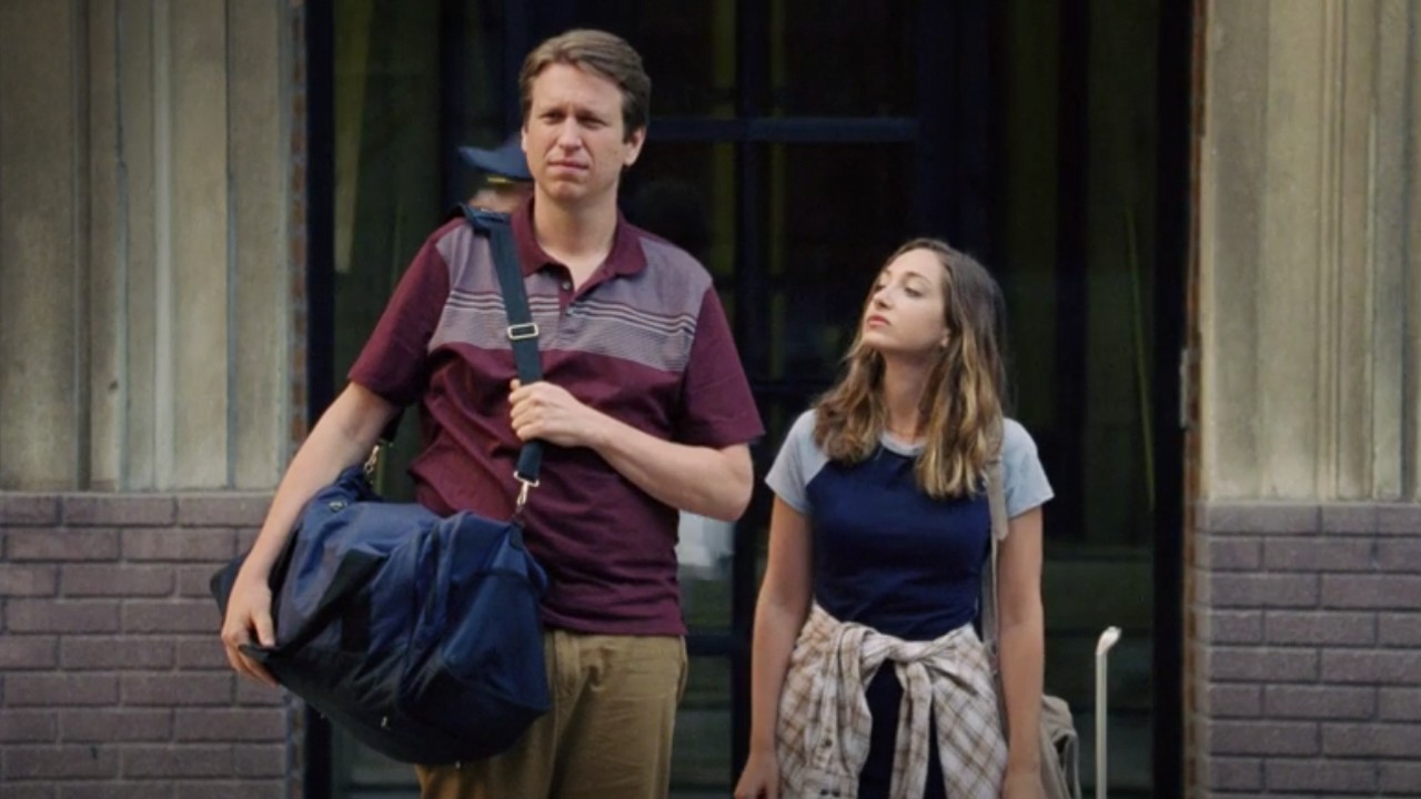 Pete Holmes and Jamie Lee in Crashing