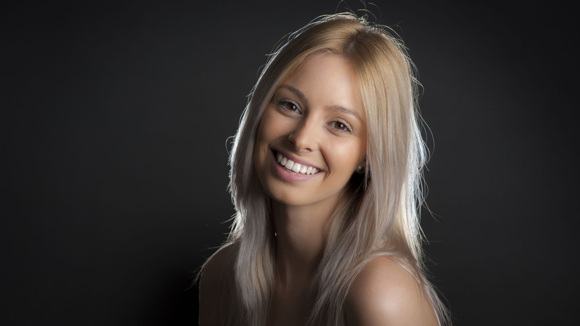 Studio lighting 4 seriously simple lighting techniques to try at home