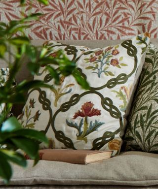 Morris & Co Mary cushion