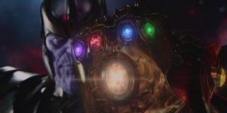 The Avengers Infinity War Thanos holding a full Infinity Gauntlet