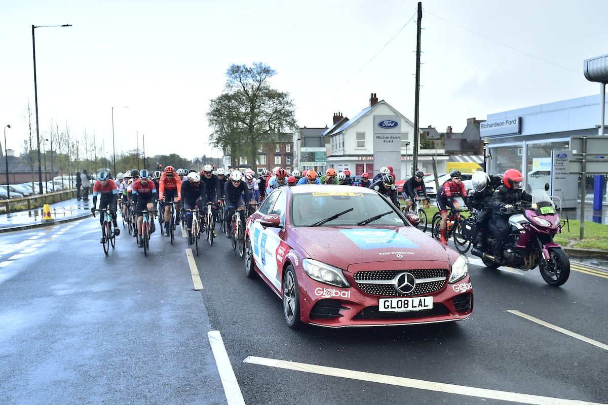 The peloton in the neutralised section