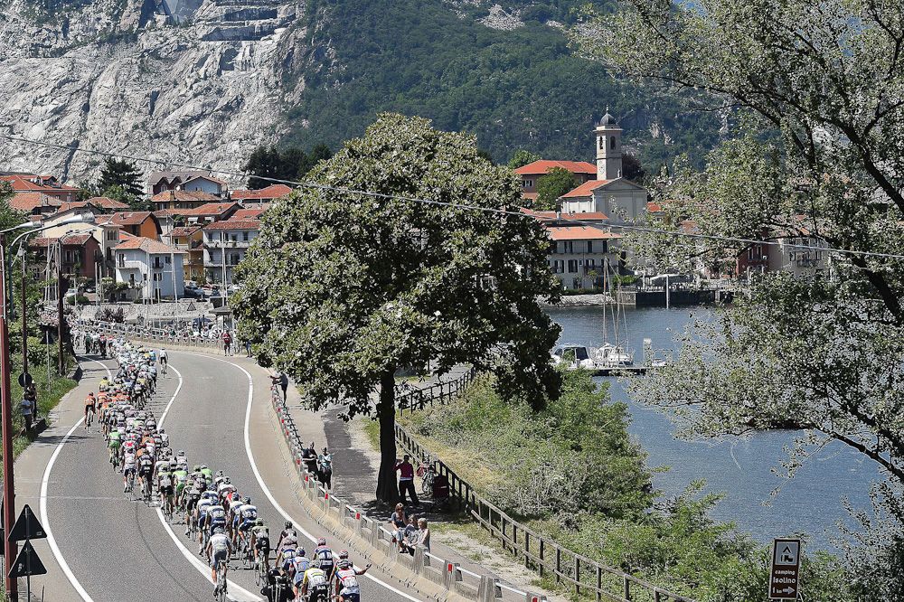 The peloton ride during Stage 18 of the Giro d'Italia.