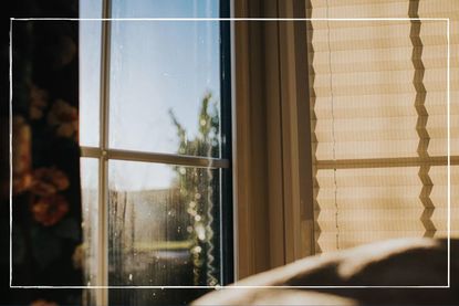 closing blinds is one way to cool your house down in summer