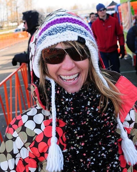 The Portland cyclocross fans know how to dress for the cold.