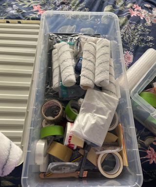 Storage box of painting products including fluffy rollers