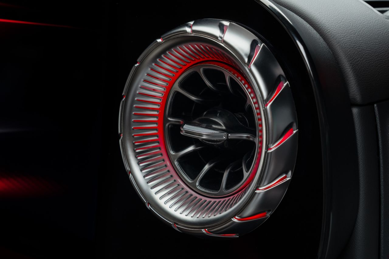 Interior details of the GT 4-Door Coup&eacute;
