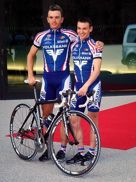 Pascal Hungerb&uuml;hler (l) and Elias Schm&auml;h demonstrate that the talk about the team being tight isn't just talk.