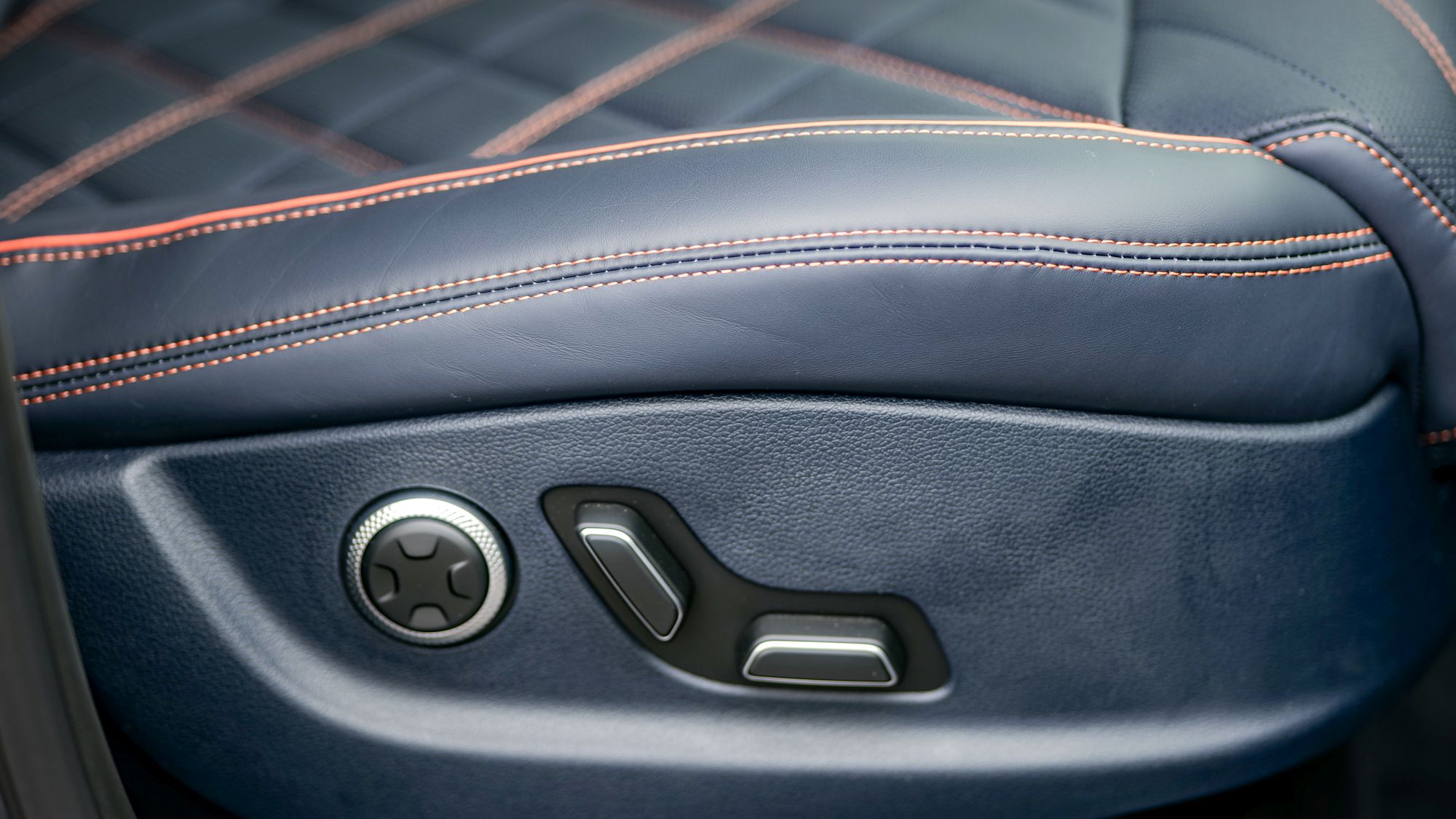 2026 Genesis GV70 test drive.