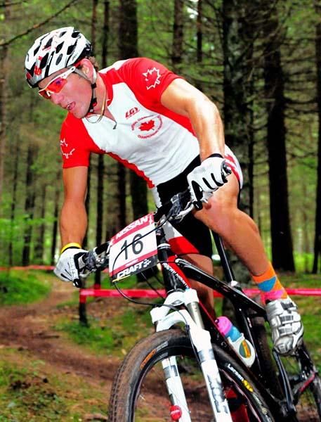 Evan Guthrie (Canada) racing to fourth place