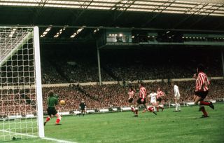 Sunderland’s goalkeeper Jim Montgomery pulled off a stunning save to deny Lorimer in the 1973 FA Cup final