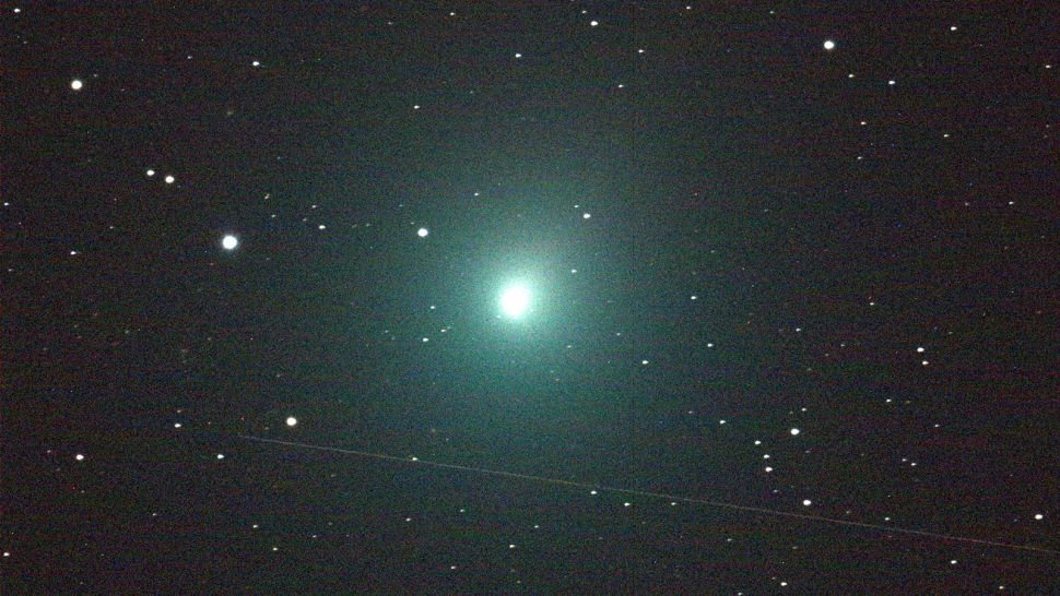 Newfound Comet ATLAS is getting really bright, really fast WrXQTbk8fzmUvid5YYZ2hV-970-80