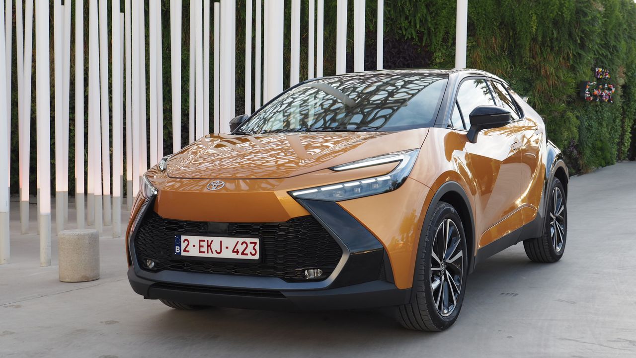 Toyota C-HR 2023