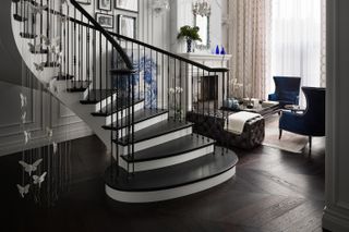 sweeping staircase design