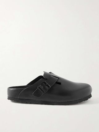 Wrni6HJRsCYiU9KkxUpHUf-320-80 تعرف إيما واتسون أن Birkenstock Bostons هي الأكثر أناقة على الوجه القبيح