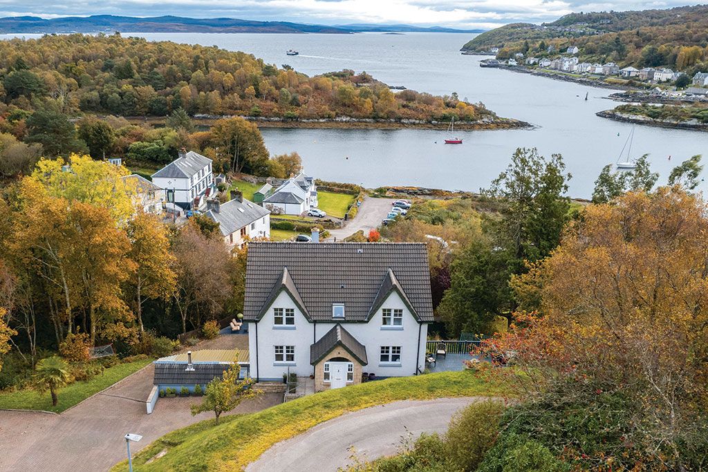 The Ridge, Tarbert, Argyll.
