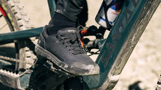 Close up on the new Fox Racing Union Canvas MTB shoe