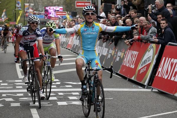 Enrico Gasparotto (Astana) wins the Amstel Gold Race 2012